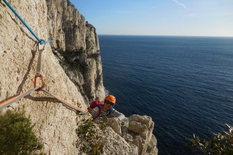 Calanques, un stage escalade au soleil d&rsquo;hiver avec Sylvie